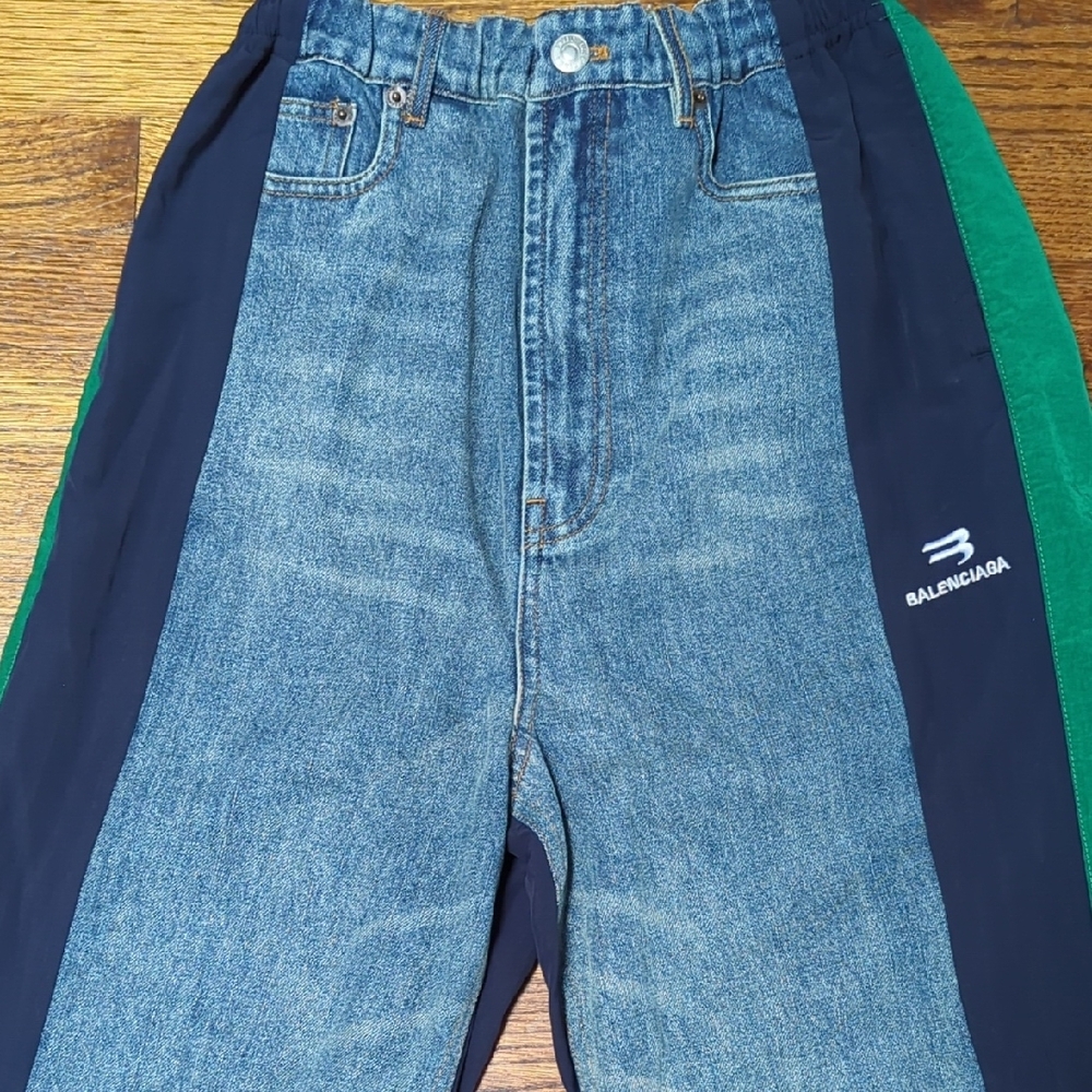 Balenciaga Blue and Green Relaxed Jeans - Picture 2 of 10